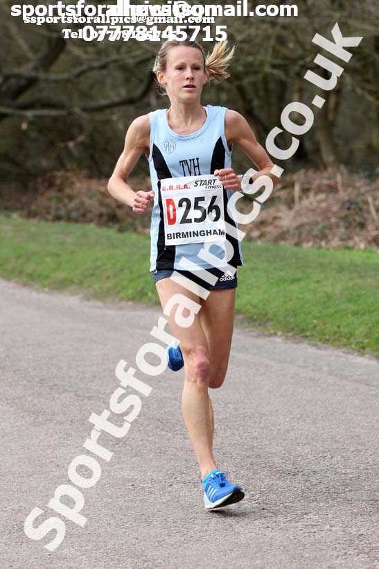 Senior womens 6 Stage Relay, ERRA 12 and 6 Stage Relays, Sutton Coldfield. Photo: David T. Hewitson/Sports for All Pics